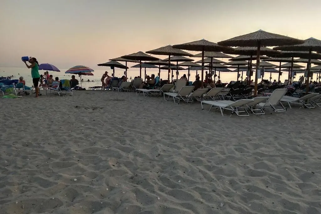 Holiday home Αξέχαστη Διαμονή - Unforgettable Accommodation Nea Kallikrateia